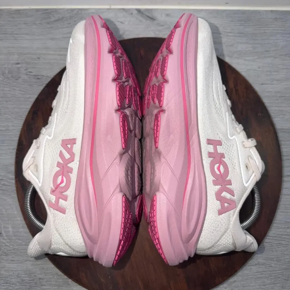 Hoka One One hoka one